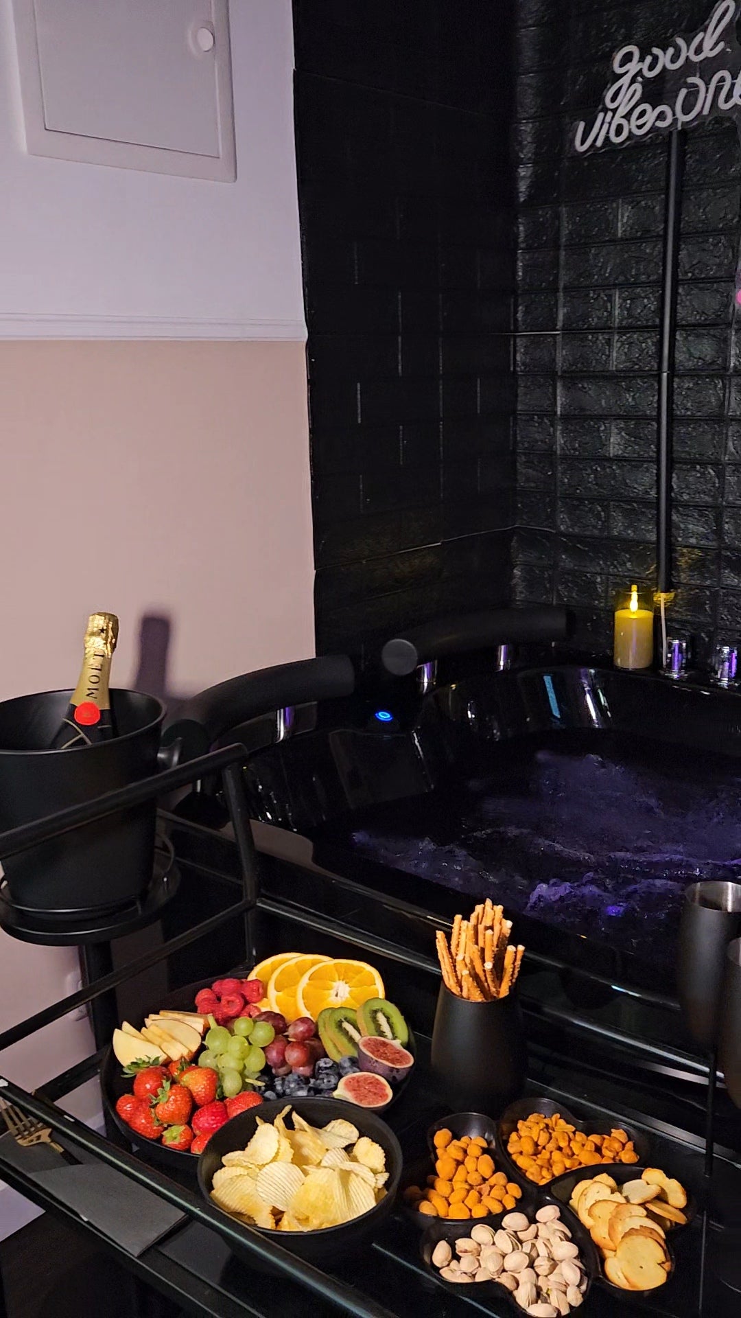 Genussmomente – Obst, Snacks & Getränke