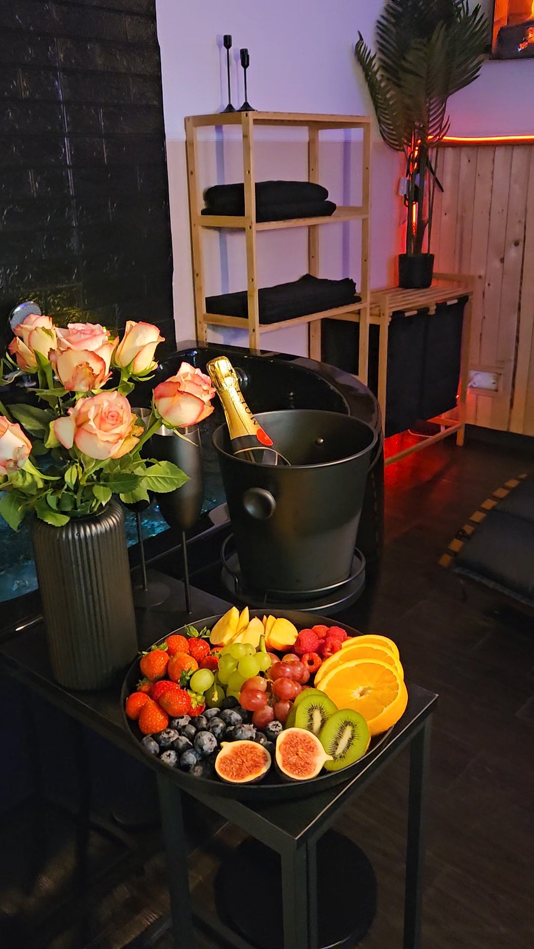 Genussmomente – Obst, Snacks & Getränke